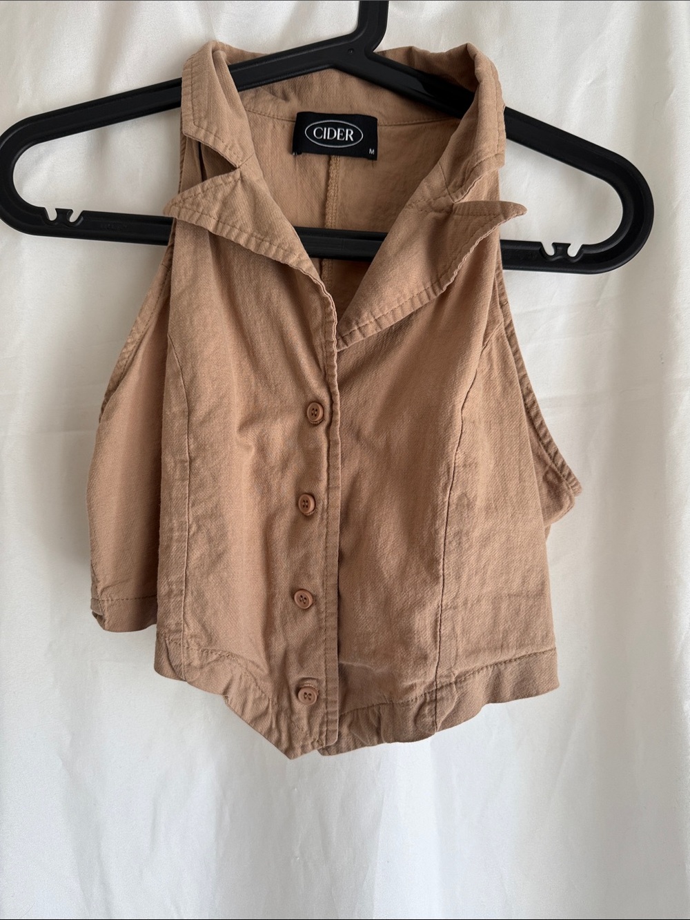 Cider Sleeveless Button-Front Crop Top in Tan